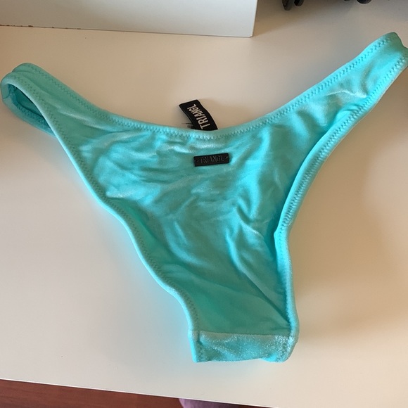 Triangl DreamLand Blue Crush Bikini - Picture 6 of 14